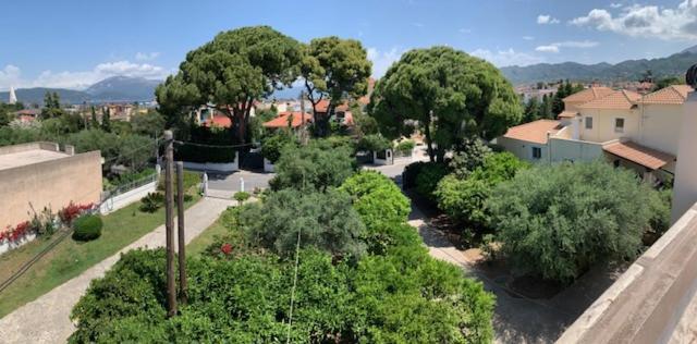 Апартаменти Σπίτι Στο Ρίο Πατρών Με Κήπο - Detached House In Rio With Garden Екстер'єр фото